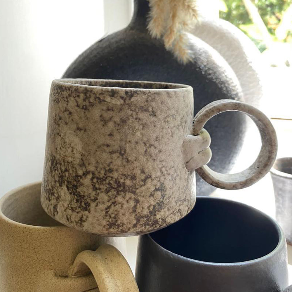 High Quality Pottery Mug with handle - Spotted Light Grey
